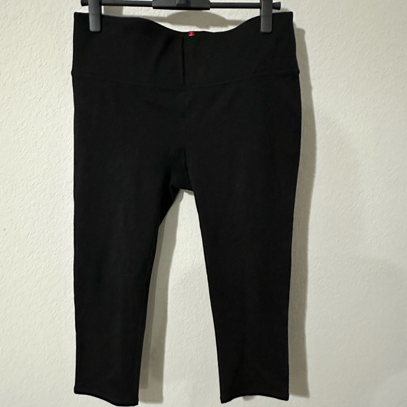 Spanx Black Structured Shaping‎ Cropped Leggings Style 2191 Sz XL - Picture 2 of 9